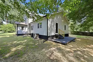 1108 Hawthorne Ln, Burlington, NC 27215 - Photo 35