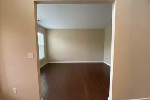 3011 Ironwood Flat Dr, High Point, NC 27265 - Photo 3