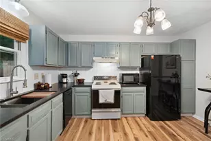 524 Rock Cliff Ct, Winston-Salem, NC 27104 - Photo 3