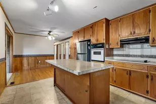 508 Wentworth Dr, Graham, NC 27253 - Photo 7
