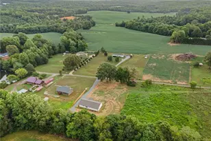 1013 Blue Dan Ln, Yadkinville, NC 27055 - Photo 3
