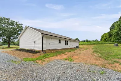 1013 Blue Dan Lane, Yadkinville, NC 27055 - Photo 43