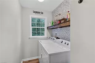 1045 Robbins St, Asheboro, NC 27203 - Photo 25