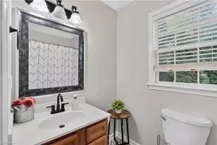 1045 Robbins St, Asheboro, NC 27203 - Photo 15