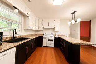 1910 Flatrock St, Winston-Salem, NC 27107 - Photo 3