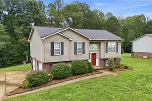 4051 Village Trace Dr, Tobaccoville, NC 27050 - Photo 5