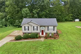 4051 Village Trace Dr, Tobaccoville, NC 27050 - Photo 7