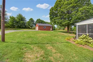4264 High Point Rd, Winston-Salem, NC 27107 - Photo 31