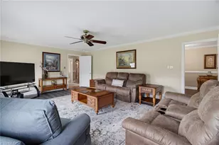4264 High Point Rd, Winston-Salem, NC 27107 - Photo 11