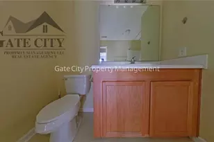 905 Hanahan Ct, Greensboro, NC 27409 - Photo 9
