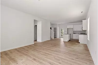205 E Springfield Road, High Point, NC 27263 - Photo 3