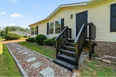 231 Nell Road, Madison, NC 27025 - Photo 5