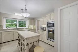 1817 Brunswick Ct, High Point, NC 27262 - Photo 13
