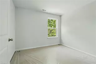 1621 Oneka Ave, High Point, NC 27260 - Photo 11