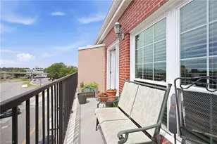 360 Elm St, Greensboro, NC 27401 - Photo 17