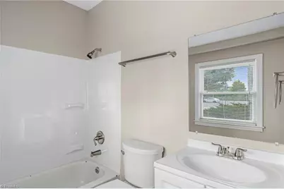 2210 E Market Street, Greensboro, NC 27401 - Photo 19