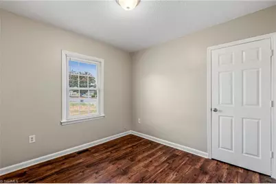 2210 E Market Street, Greensboro, NC 27401 - Photo 11
