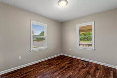 2210 E Market Street, Greensboro, NC 27401 - Photo 7