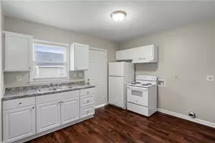 2210 E Market St, Greensboro, NC 27401 - Photo 15