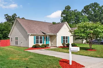 1575 Farningham Lane, Burlington, NC 27215 - Photo 1