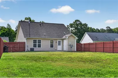1575 Farningham Lane, Burlington, NC 27215 - Photo 31