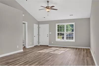 1575 Farningham Lane, Burlington, NC 27215 - Photo 5