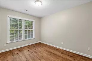 2320 Meadow Gate Dr, Greensboro, NC 27455 - Photo 25