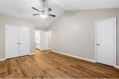 2320 Meadow Gate Drive, Greensboro, NC 27455 - Photo 23