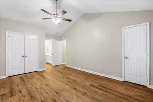 2320 Meadow Gate Dr, Greensboro, NC 27455 - Photo 23