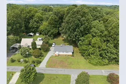 110 New Street S, Liberty, NC 27298 - Photo 27