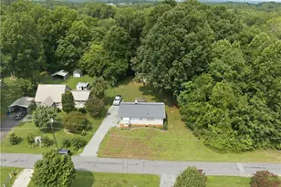 110 New Street S, Liberty, NC 27298 - Photo 27