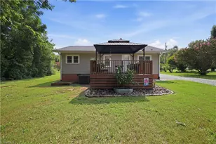 110 New Street S, Liberty, NC 27298 - Photo 21
