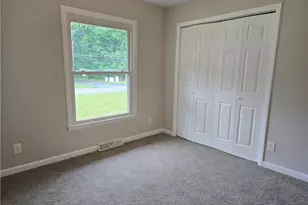 2116 Larkspur Dr, Greensboro, NC 27405 - Photo 17