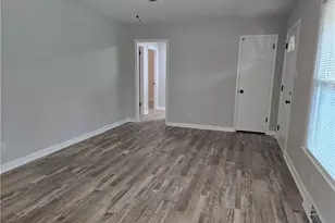 2116 Larkspur Dr, Greensboro, NC 27405 - Photo 13