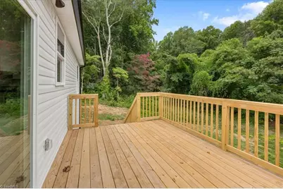 126 Aspen Street, Yadkinville, NC 27055 - Photo 19
