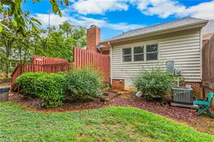 1700 Polo Oaks Ct, Winston-Salem, NC 27106 - Photo 23