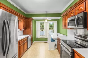 1700 Polo Oaks Ct, Winston-Salem, NC 27106 - Photo 9