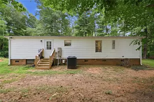 155 Coryland Dr, Walkertown, NC 27051 - Photo 3