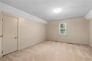 5092 Hutchins St, Winston-Salem, NC 27106 - Photo 13