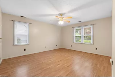 5092 Hutchins Street, Winston-Salem, NC 27106 - Photo 19
