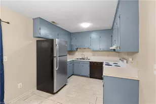 5092 Hutchins St, Winston-Salem, NC 27106 - Photo 11
