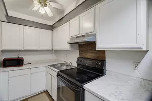 2829 North O.Henry Boulevard, Greensboro, NC 27405 - Photo 9