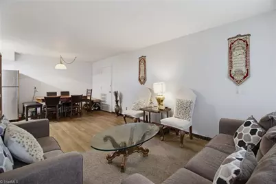 2829 N Ohenry Boulevard #A, Greensboro, NC 27405 - Photo 5