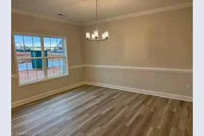 3719 Contimental Square, Kernersville, NC 27284 - Photo 3