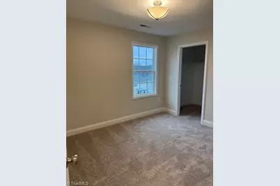 3719 Contimental Square, Kernersville, NC 27284 - Photo 11