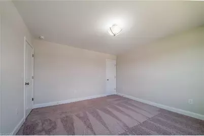 3719 Contimental Square, Kernersville, NC 27284 - Photo 19