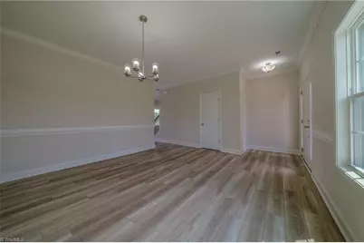 3719 Contimental Square, Kernersville, NC 27284 - Photo 3