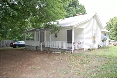 156 S Snider Street, Denton, NC 27239 - Photo 3