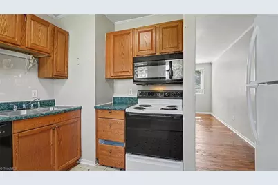 519 Overlook Street, Greensboro, NC 27403 - Photo 13