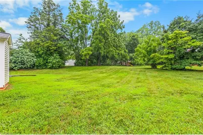 155 Monroe Street, Winston-Salem, NC 27104 - Photo 19